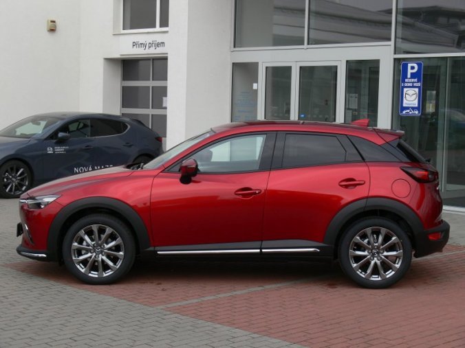 Mazda CX-3, 2.0 Skyactiv G121 + NAVI, barva červená