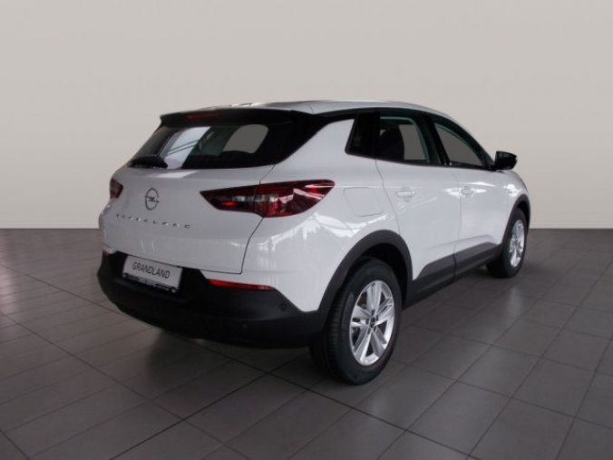 Opel Grandland X, 1.2 TURBO (96kW/130k) MT6, barva bílá