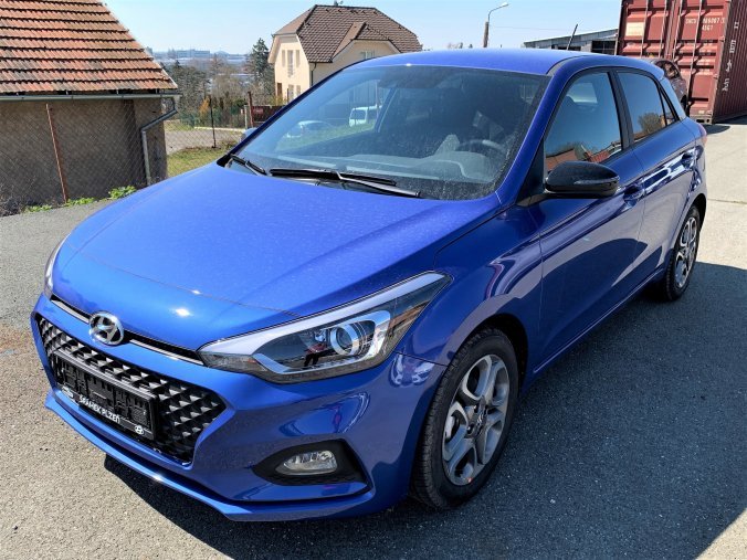 Hyundai i20, 1,25i 62 kW (95 NAT) 5 st. man, barva modrá