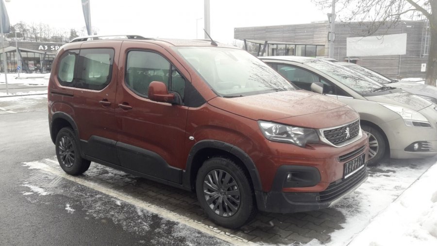 Peugeot Rifter, ALLURE 1.5 BlueHDi 100k MAN6, barva hnědá