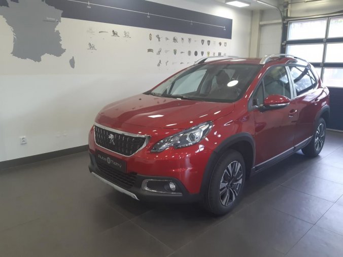 Peugeot 2008, ALLURE 1.2 PureTech 110k Man6, barva červená