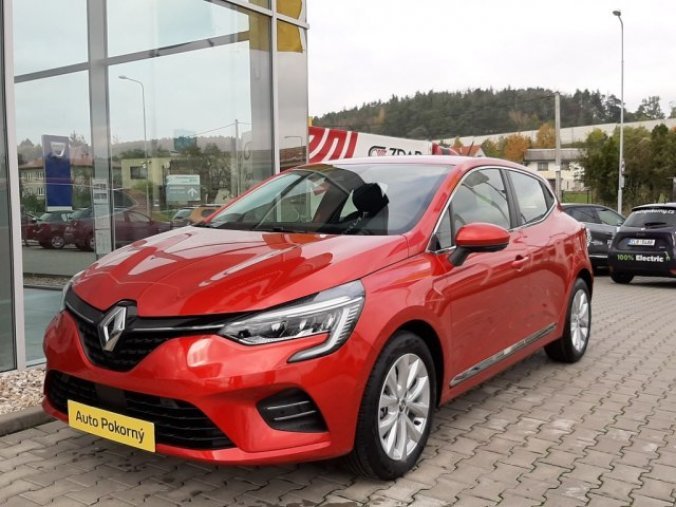 Renault Clio, Intens TCe 100 + zimní pneumat, barva červená