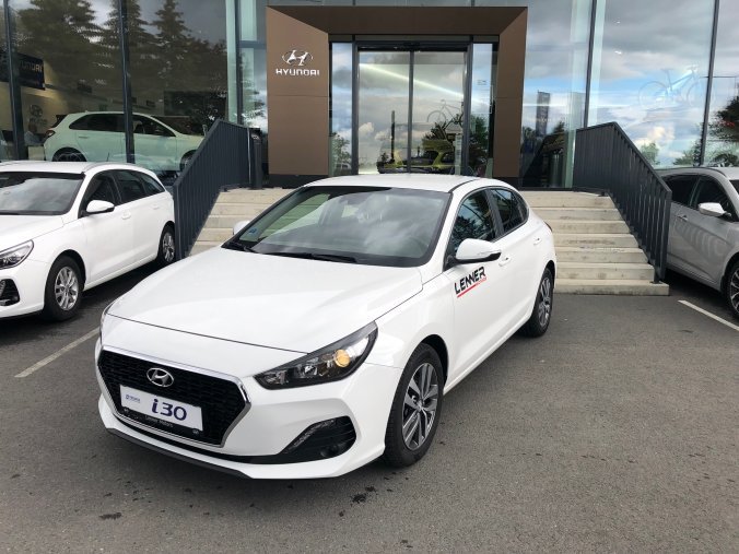 Hyundai i30, 1,0 T-GDI 88 kW (95 NAT) 6 st. man, barva bílá