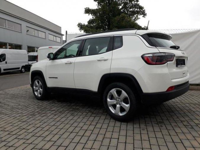 Jeep Compass, 1.4 140PS Longitude 4x2 manuál, barva bílá