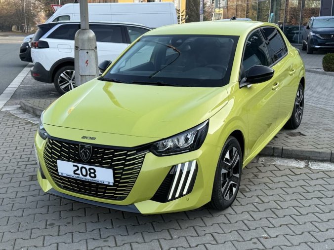 Peugeot 208, Peugeot 208 ALLURE - IHNED K ODBĚRU, barva žlutá