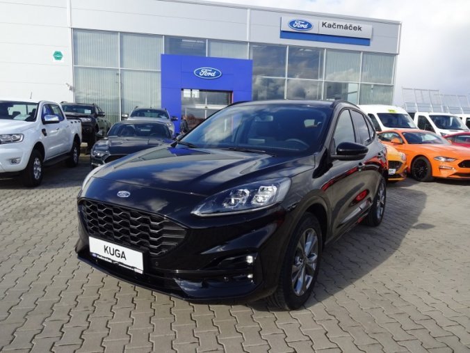 Ford Kuga, 1.5 EcoBoost, barva černá