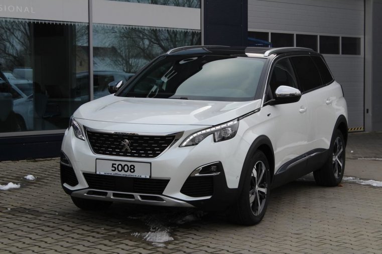 Peugeot 5008, GT LINE 2.0 130kW, barva bílá