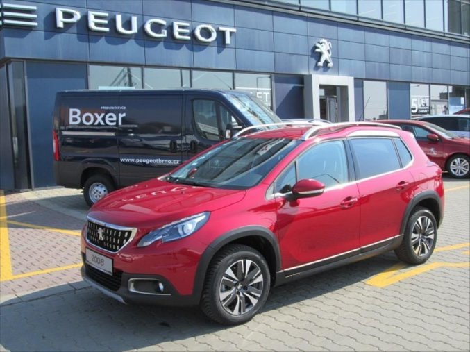 Peugeot 2008, 1.2 110k Allure S&S MAN6, barva červená