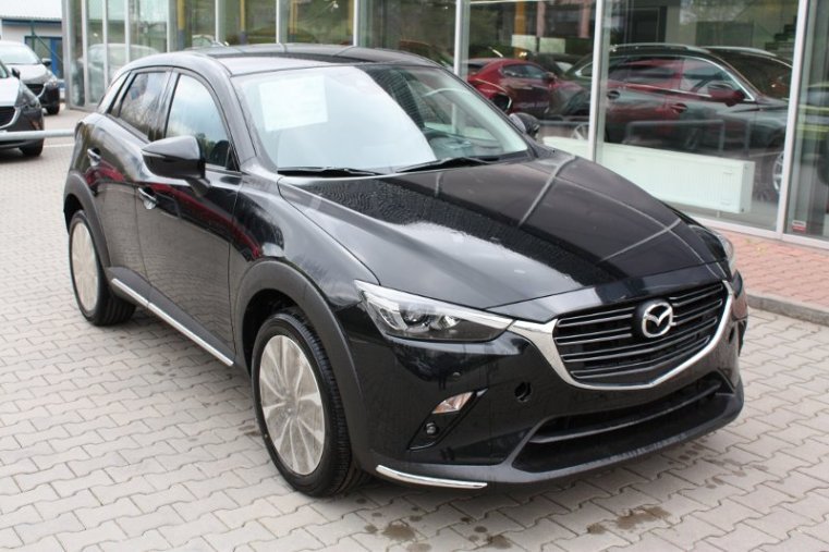 Mazda CX-3, SKYACTIV-G, barva černá