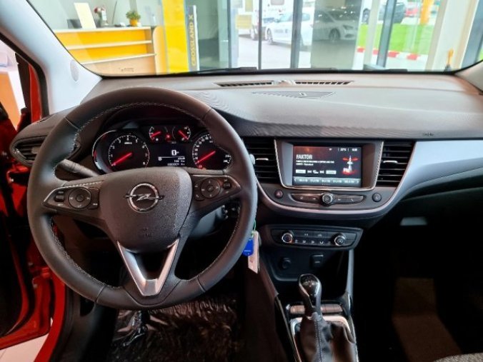 Opel Crossland X, Edition 1.2 (61kW) MT5, barva oranžová