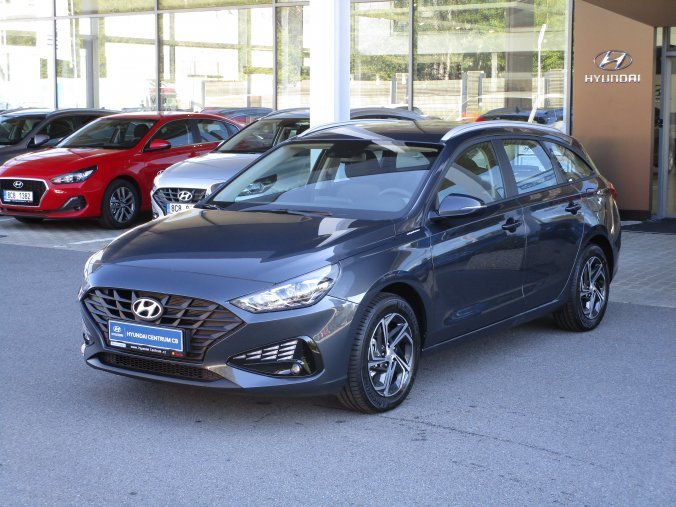 Hyundai i30, 1,5i CVVT 81 kW (95 NAT) 6 st. man, barva šedá