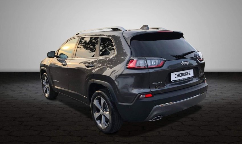 Jeep Cherokee, 2.2 MultiJet II 143 (195) AWD 9ATX LIMITED, barva šedá