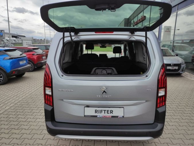 Peugeot Rifter, Peugeot Rifter LONG GT 1.5 HDI 130k MAN6 N1, barva šedá