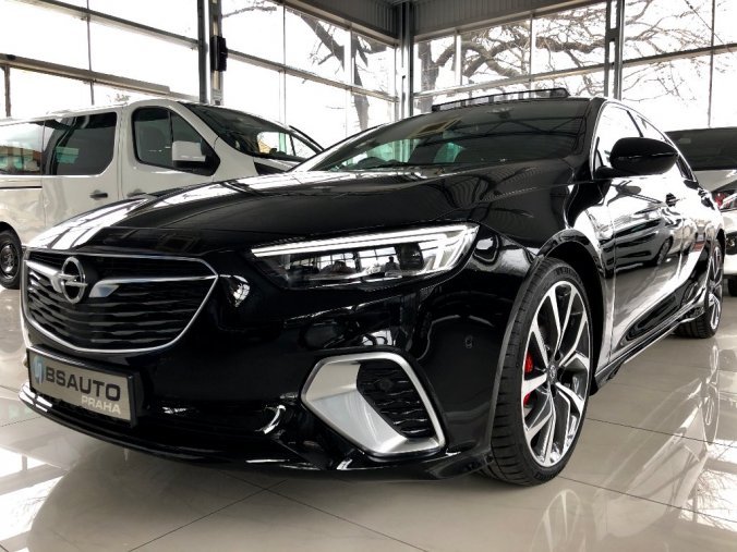 Opel Insignia, 5DV.GSI 2,0 BITURBO 4X4 AT8+ZP, barva černá