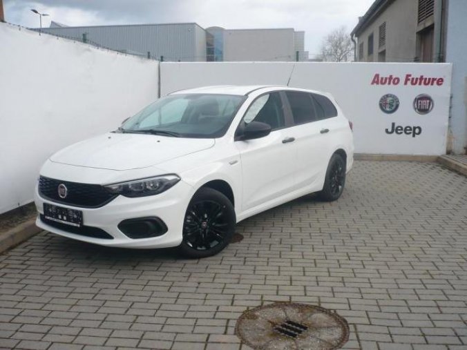 Fiat Tipo, SW 1.4 95k Street Italia, barva bílá