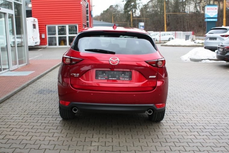 Mazda CX-5, SKYACTIV-G, barva červená