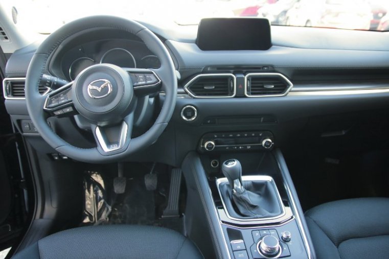 Mazda CX-5, 2,0 Skyactiv-G 165k, barva černá