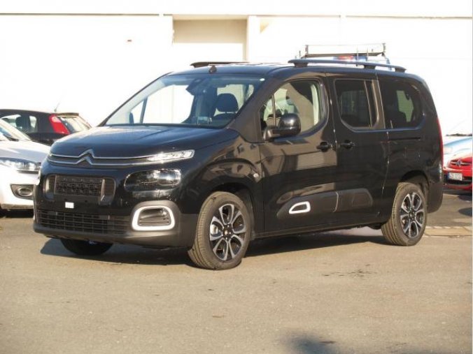 Citroën Berlingo, XL Shine 1,2PT 130 EAT8 7míst, barva černá