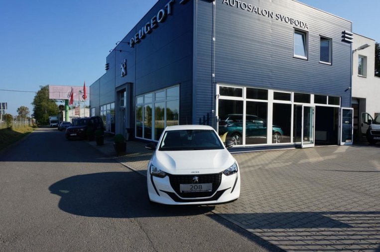 Peugeot 208, Like 1,2 PureTech 75k, barva bílá