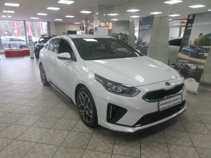 Kia ProCeed, 1.4 T-GDi, barva bílá