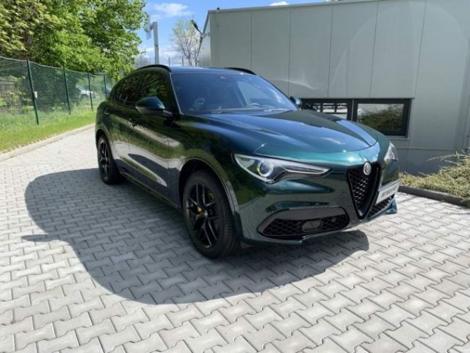 Alfa Romeo Stelvio, 2.0 Turbo 280k Q4 VELOCE, barva zelená