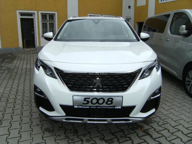 Peugeot 5008, All.1,2 130k Man6 EXT.AKCE, barva bílá