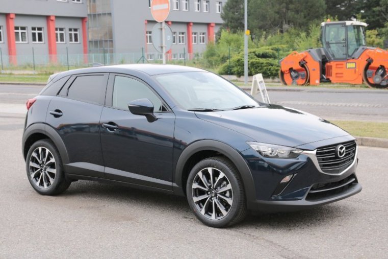 Mazda CX-3, 2,0 Skyactiv-G 121k, barva modrá