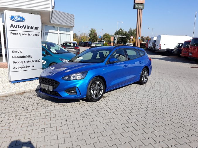 Ford Focus, ST-Line, Kombi, 1.5 EcoBoost 110 kW/150 k, 8st. automatická, barva modrá