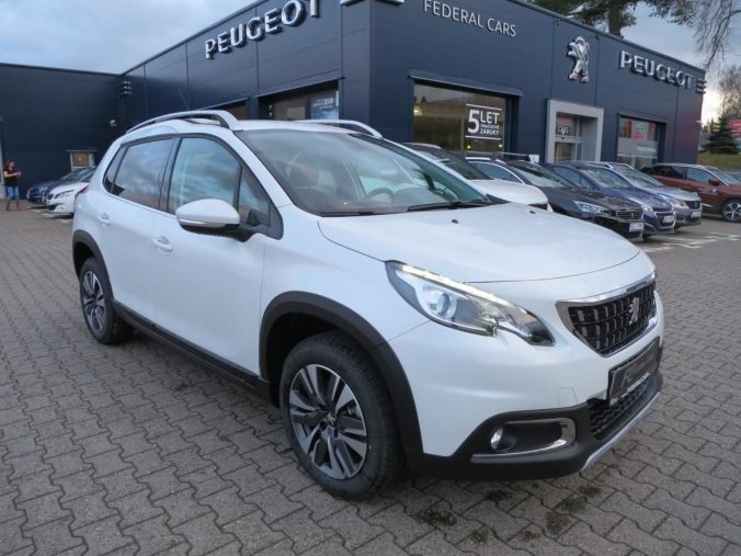 Peugeot 2008, ALLURE 1.2 PureTech 130k EAT6, barva bílá