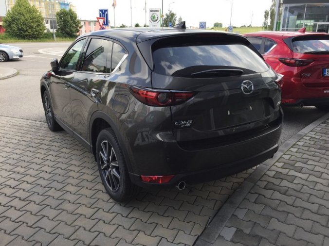 Mazda CX-5, 2,5 Skyactiv-G194 AWD A/T, barva šedá