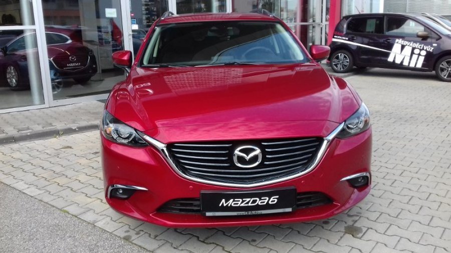 Mazda 6, 2.2D 150k, barva červená