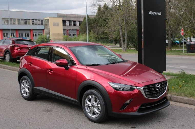 Mazda CX-3, 2,0 Skyactiv-G 121k, barva červená