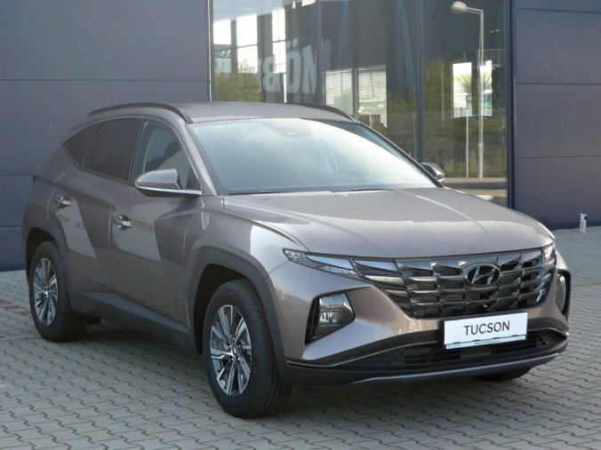 Hyundai Tucson, 1,6 T-GDi 110 kW (95 NAT) 6 st. man, barva bronzová