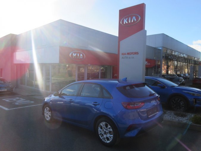 Kia Ceed, Ceed 5HB CD 1,5 T-GDi GPF SPIN, barva modrá