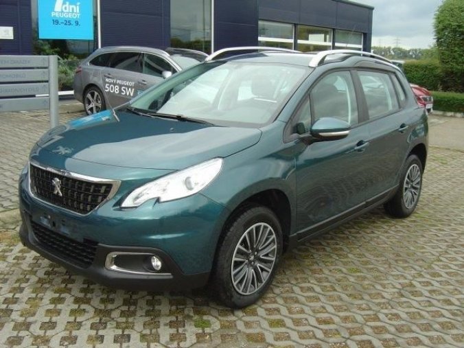 Peugeot 2008, Active 1.2 PureTech 82k S&S MAN5, barva zelená