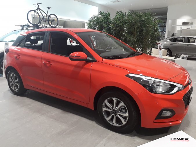 Hyundai i20, 1,25i 55 kW (95 NAT) 5 st. man, barva červená