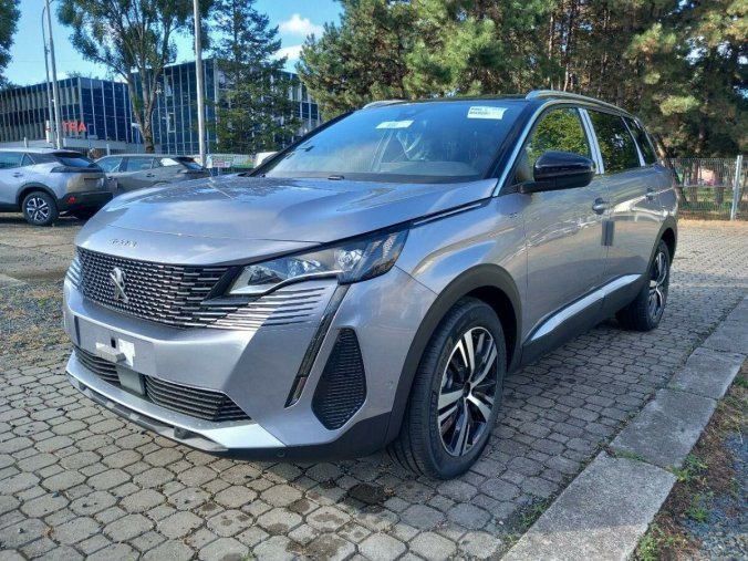 Peugeot 5008, Peugeot 5008 GT BlueHDI 130 S&S EAT8, barva šedá