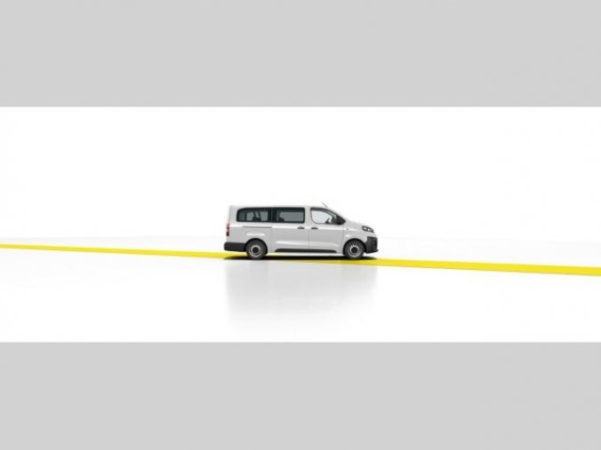 Opel Vivaro, L2H1 (L) Increased Combi 2.0L, barva červená