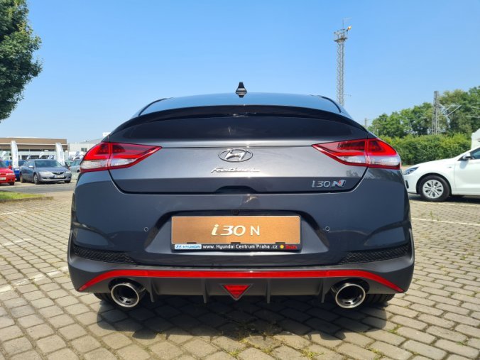 Hyundai i30, 2,0 T-GDI 206 kW MT, barva šedá