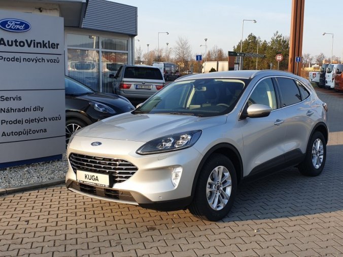 Ford Kuga, 1.5 EcoBlue, barva stříbrná