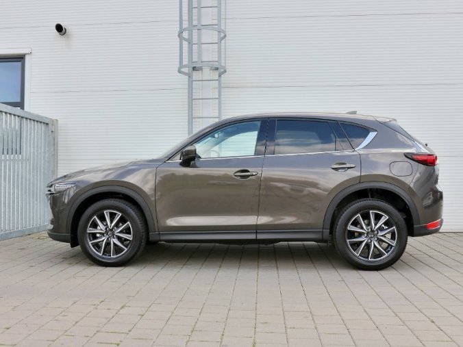 Mazda CX-5, 2,0i Skyactiv-G 121KW/165k 6AT AWD, barva šedá