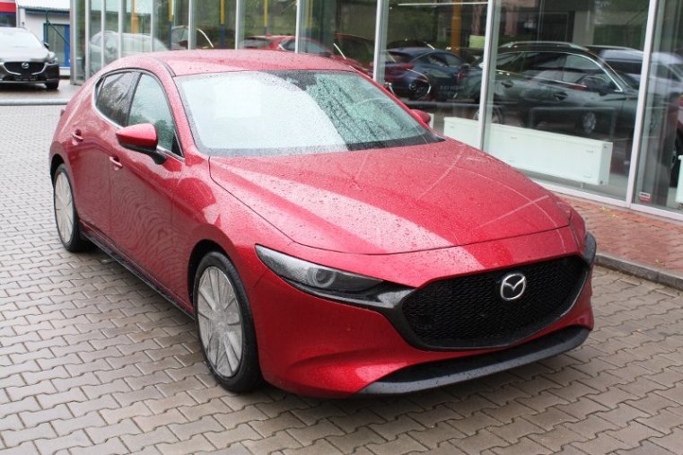 Mazda 3, SKYACTIV-G, barva červená