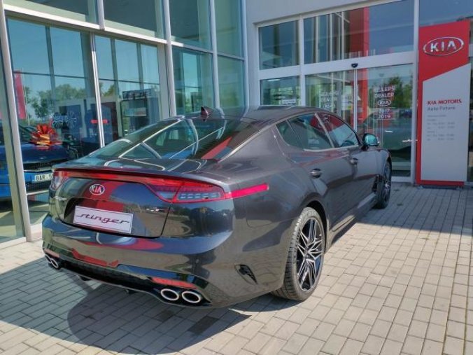 Kia Stinger, 3.3 V6 T-GDi 4x4 8A/T GT MY21, barva šedá