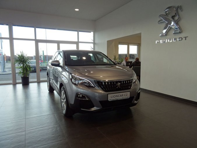 Peugeot 3008, Active 1,2Ti 130k, barva šedá