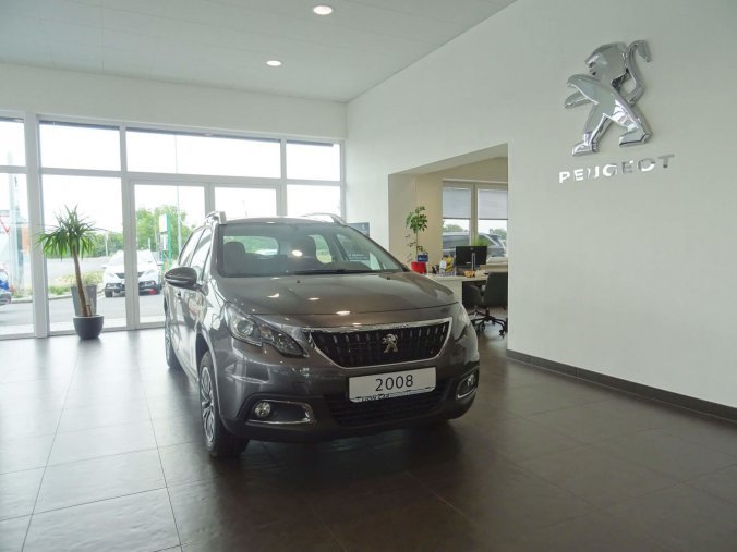 Peugeot 2008, 1,2i Active 82k, barva šedá