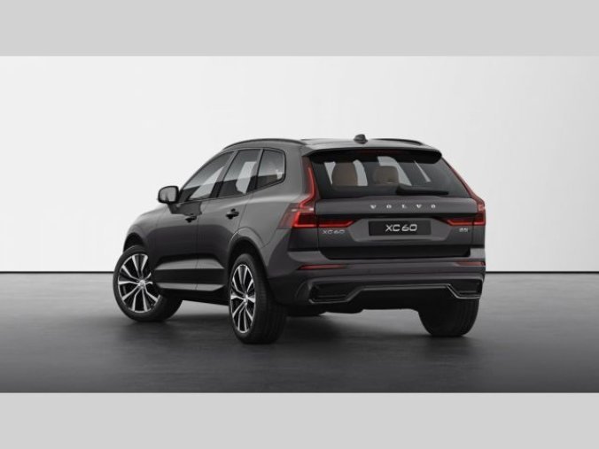 Volvo XC60, B5 2.0L 250+14 HP AT8 AWD PLUS, barva šedá