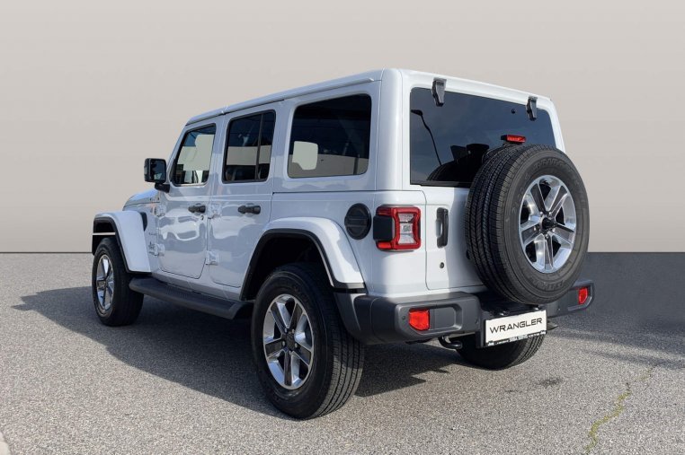 Jeep Wrangler, 2.0T GME Sahara 8ATX, barva bílá