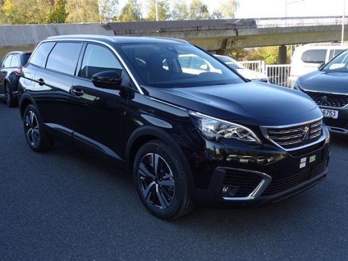 Peugeot 5008, ACTIVE 1.2 PureTech 130k S&S MAN6, barva černá