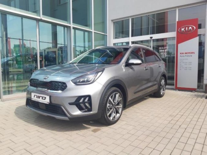 Kia Niro, 1,6 GDi HEV Exclusive Style, barva stříbrná