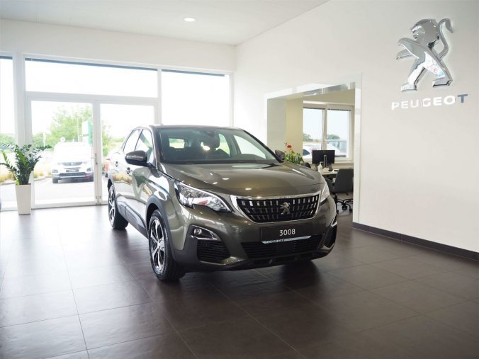 Peugeot 3008, ACTIVE 1.2 130k MAN6, barva šedá